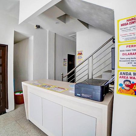 Oyo 91211 Mega Comfort Guest House เมดาน ภายนอก รูปภาพ