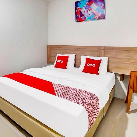 Oyo 91211 Mega Comfort Guest House เมดาน ภายนอก รูปภาพ