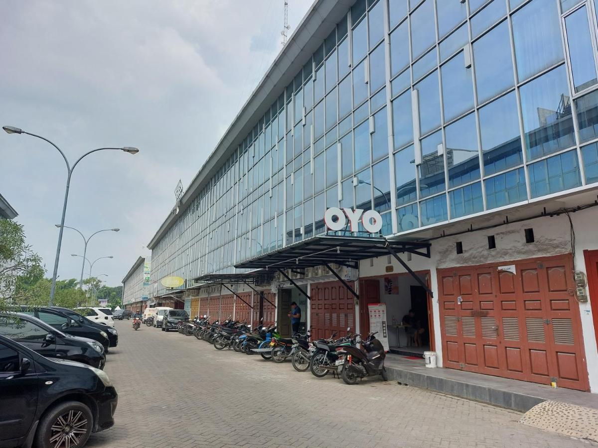 Oyo 91211 Mega Comfort Guest House เมดาน ภายนอก รูปภาพ