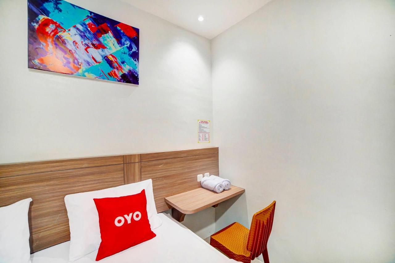 Oyo 91211 Mega Comfort Guest House เมดาน ภายนอก รูปภาพ