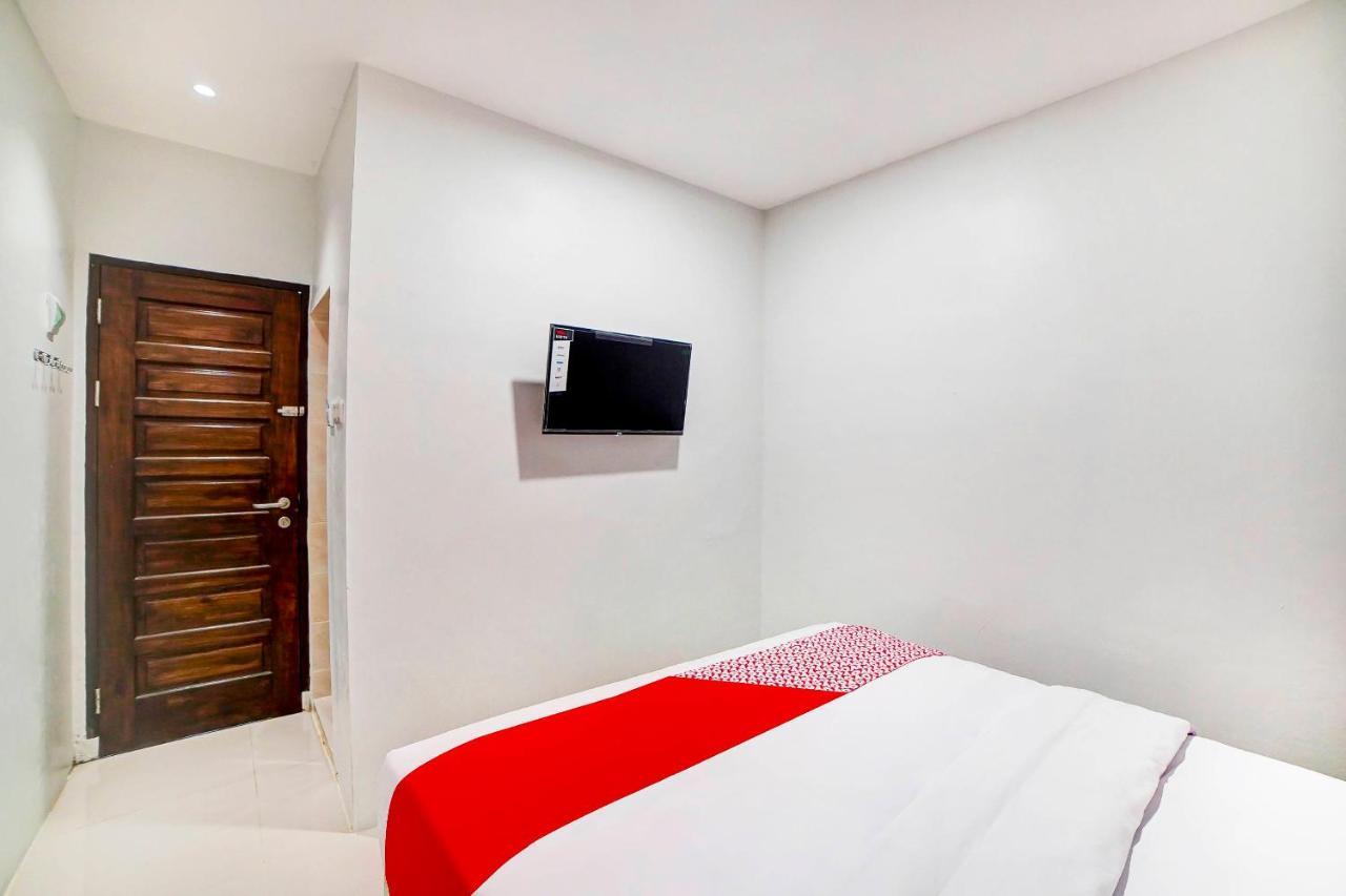 Oyo 91211 Mega Comfort Guest House เมดาน ภายนอก รูปภาพ