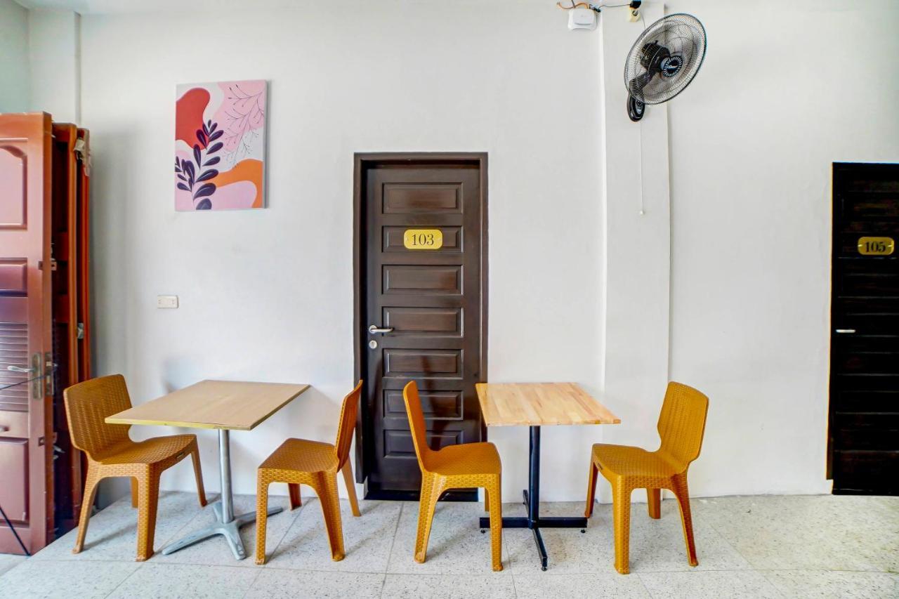 Oyo 91211 Mega Comfort Guest House เมดาน ภายนอก รูปภาพ